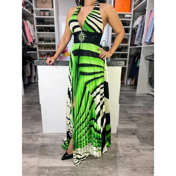 NWT Karishma Green Black Halter Formal Gown $150 - Picture 5 of 12